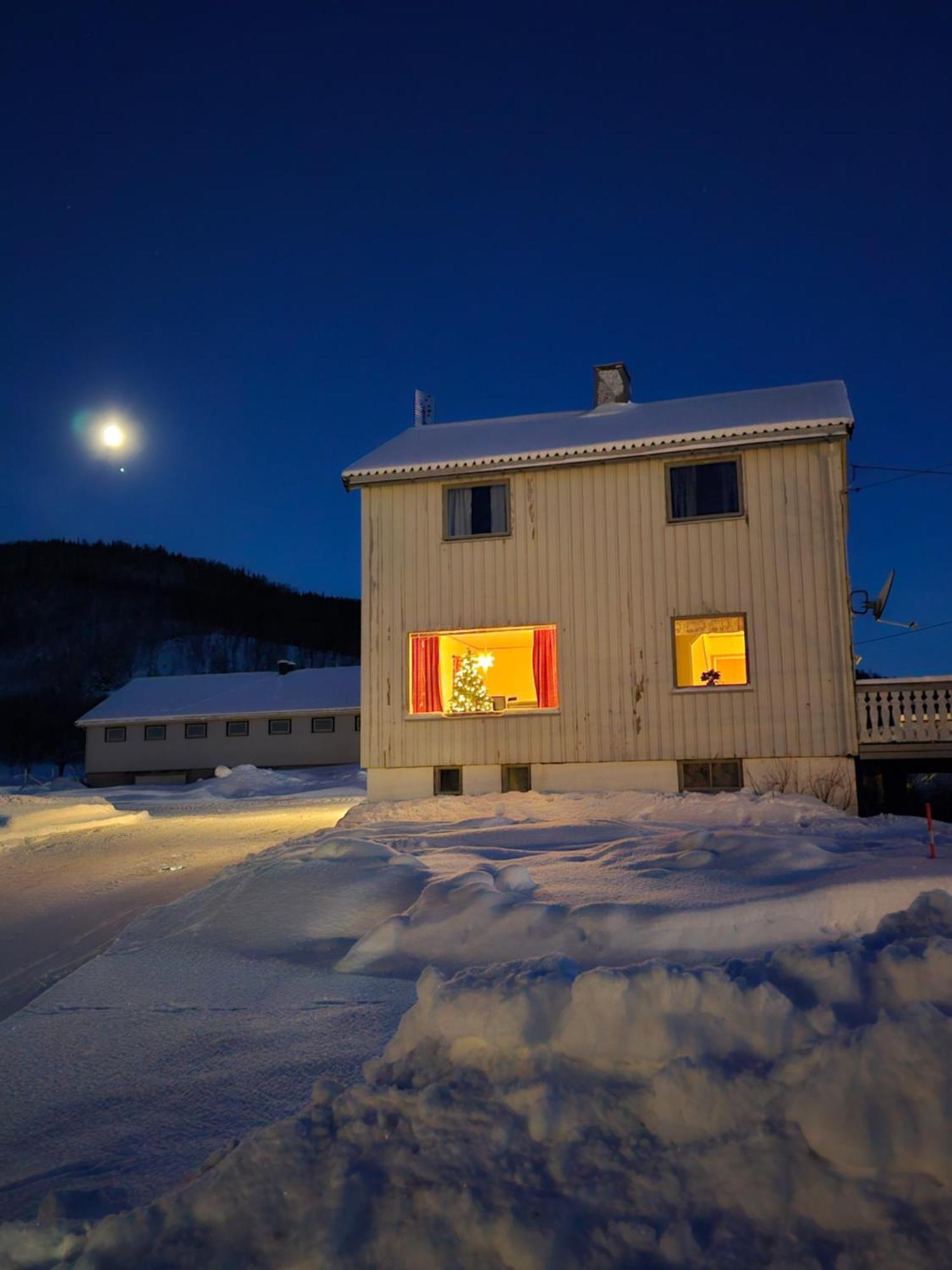 Tonsvik Enebolig Villa Tromsø Exteriör bild